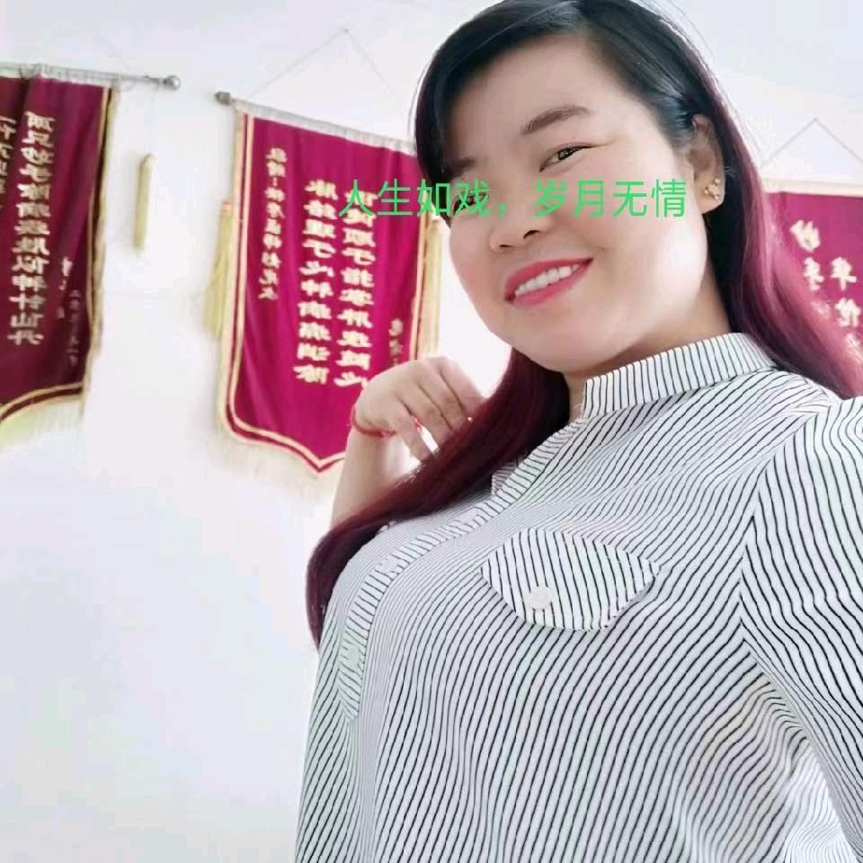 周美看破红尘苦中作乐
