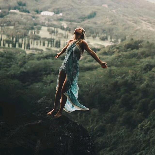 钱难有@