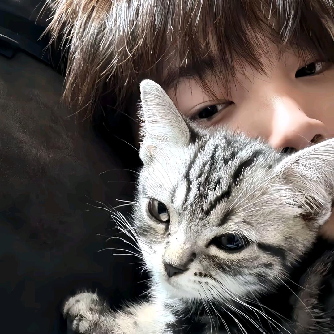 他