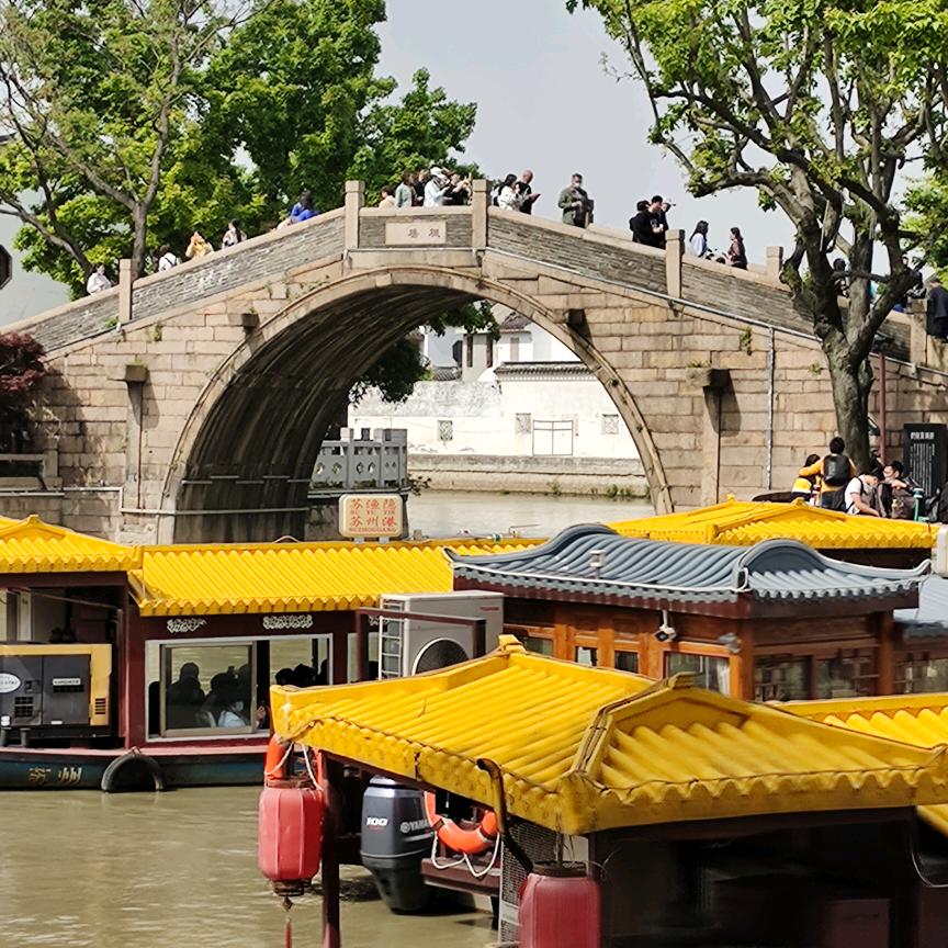 （小黄在线）∵