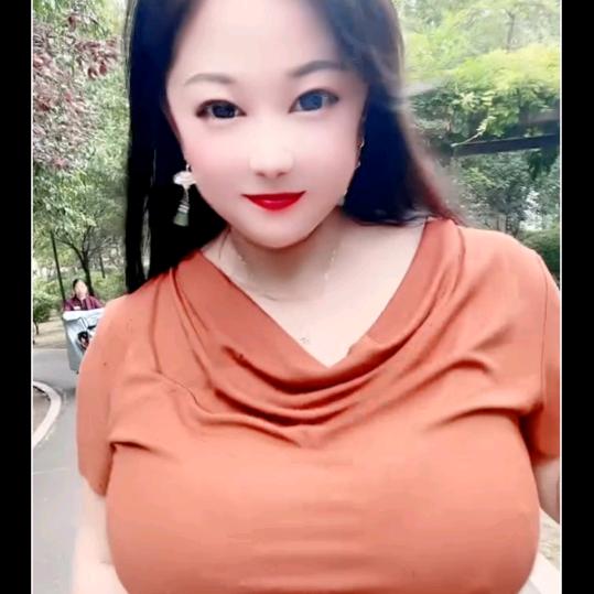 大玲阿姨
