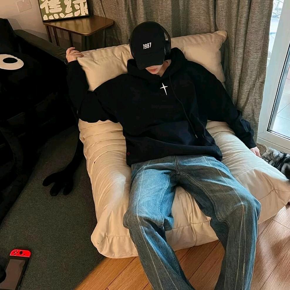 ꒰ঌ♡期✌︎待  ˘◡˘♡