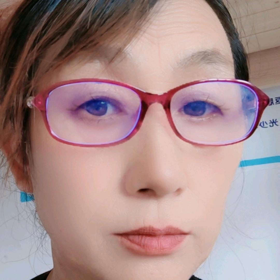 杜姐，晩上六点半开播