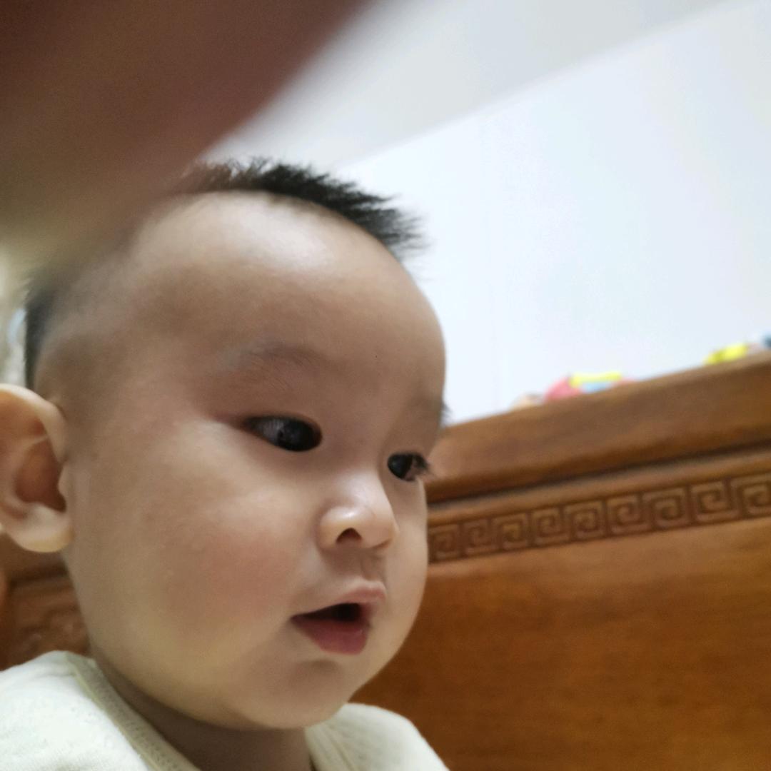 用户5739859356473