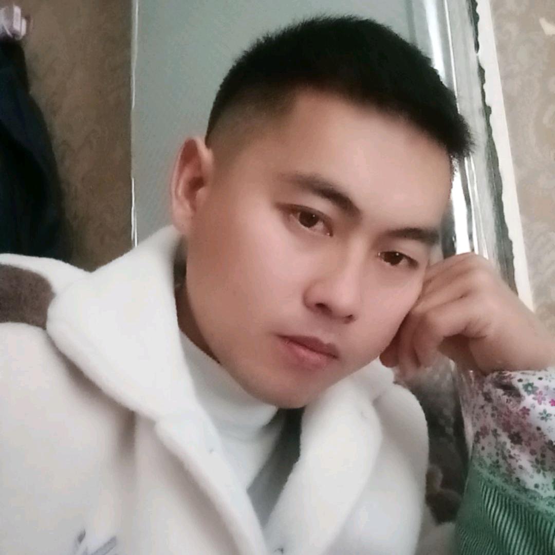 小汪爱吃鱼