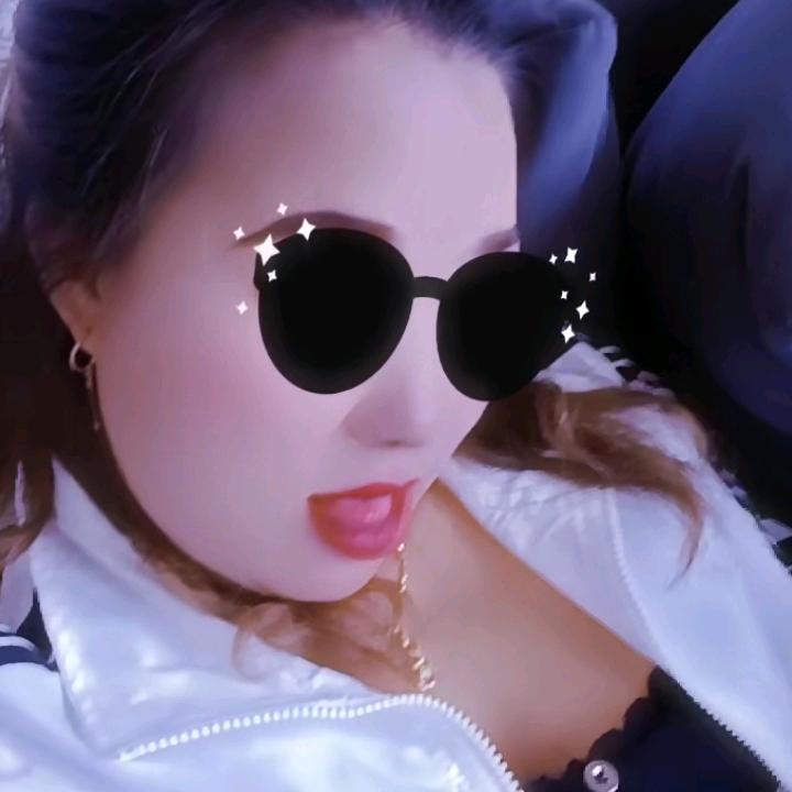 不是姐的菜，不要找姐谈恋爱