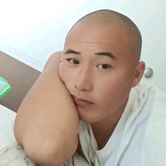 邹培文