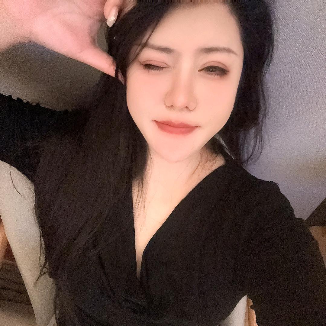 痞老板呀！