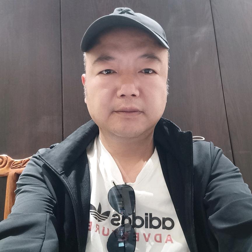 贵港世纪豪门整体家居方勇