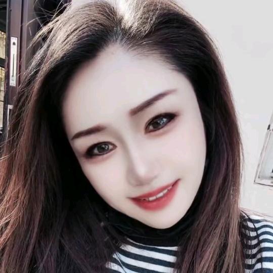 新疆粉彤彤（小龙女）