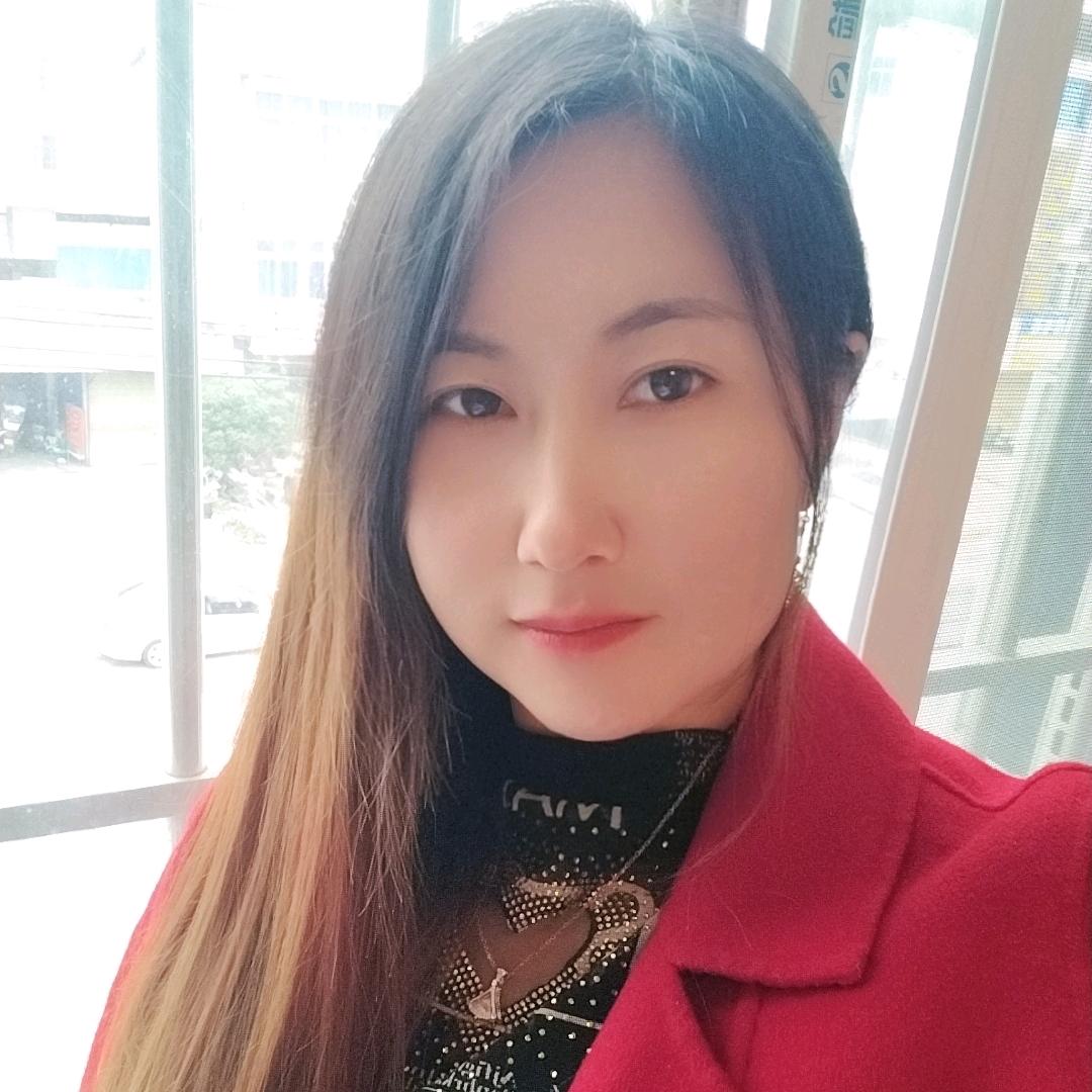 锅诗英