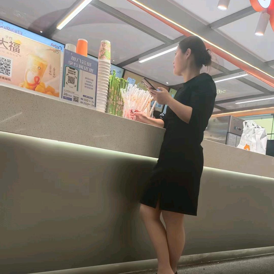 露丫丫