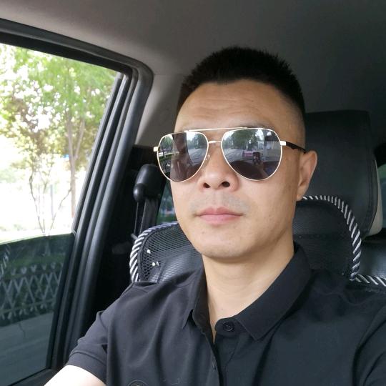 刚哥在路上