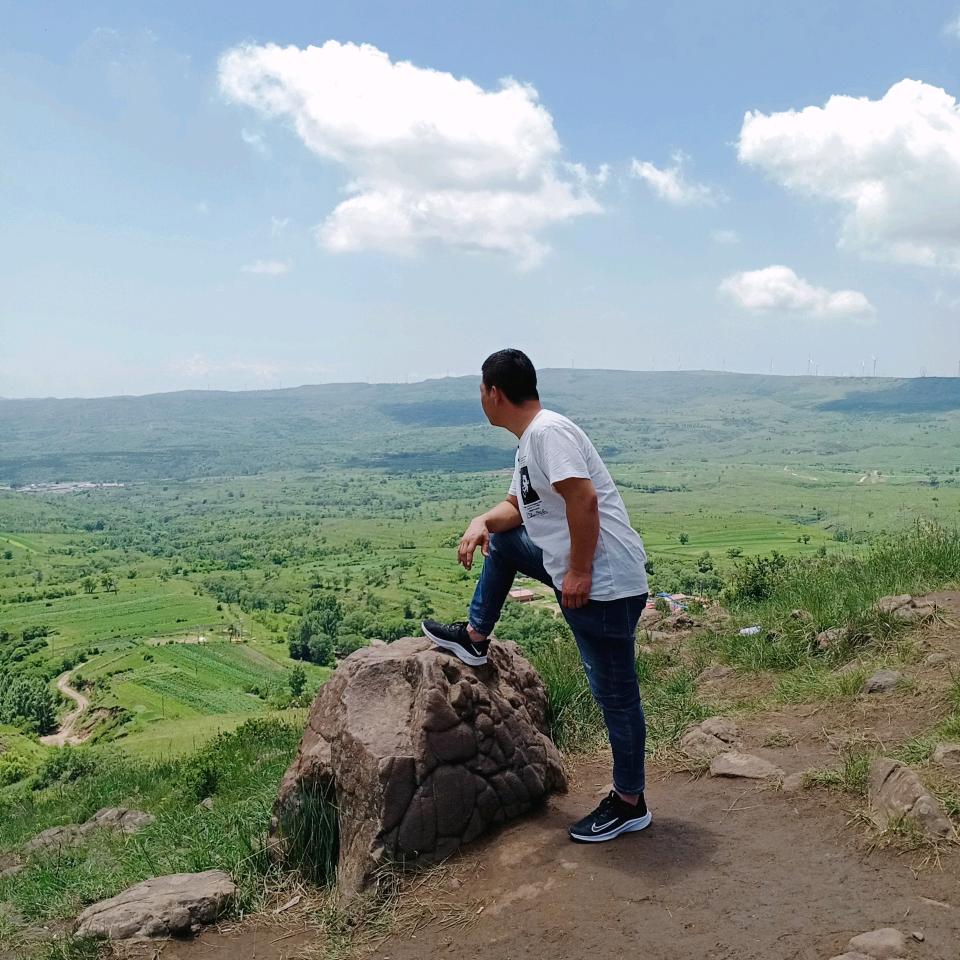 《任丘怡嘉全屋定制工厂》