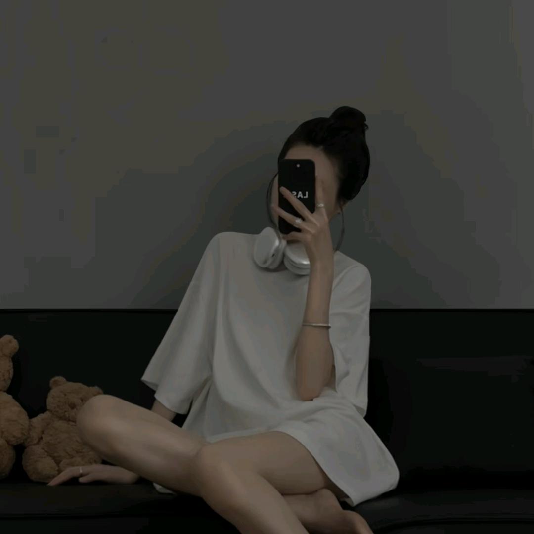 리리🖤