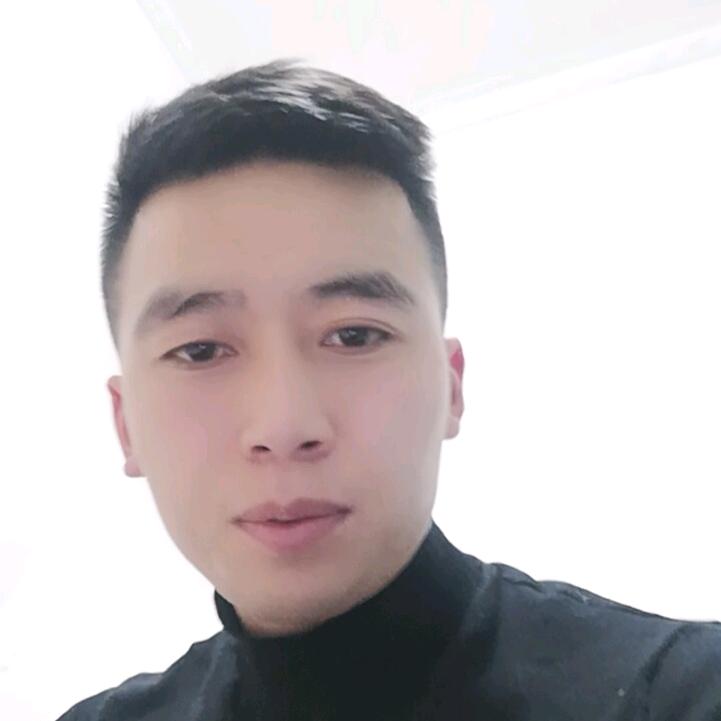 罗亮