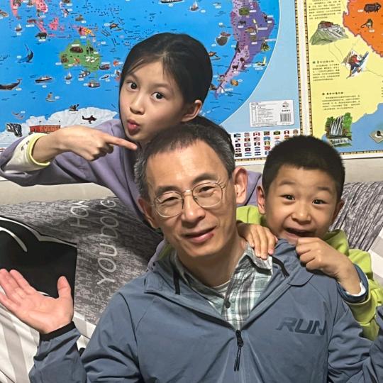 小头老爸周大明