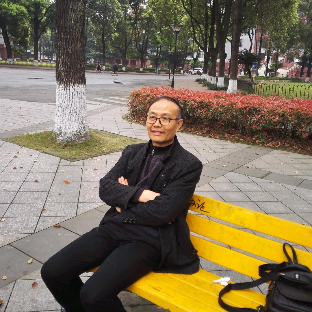 上善若水，厚德载物