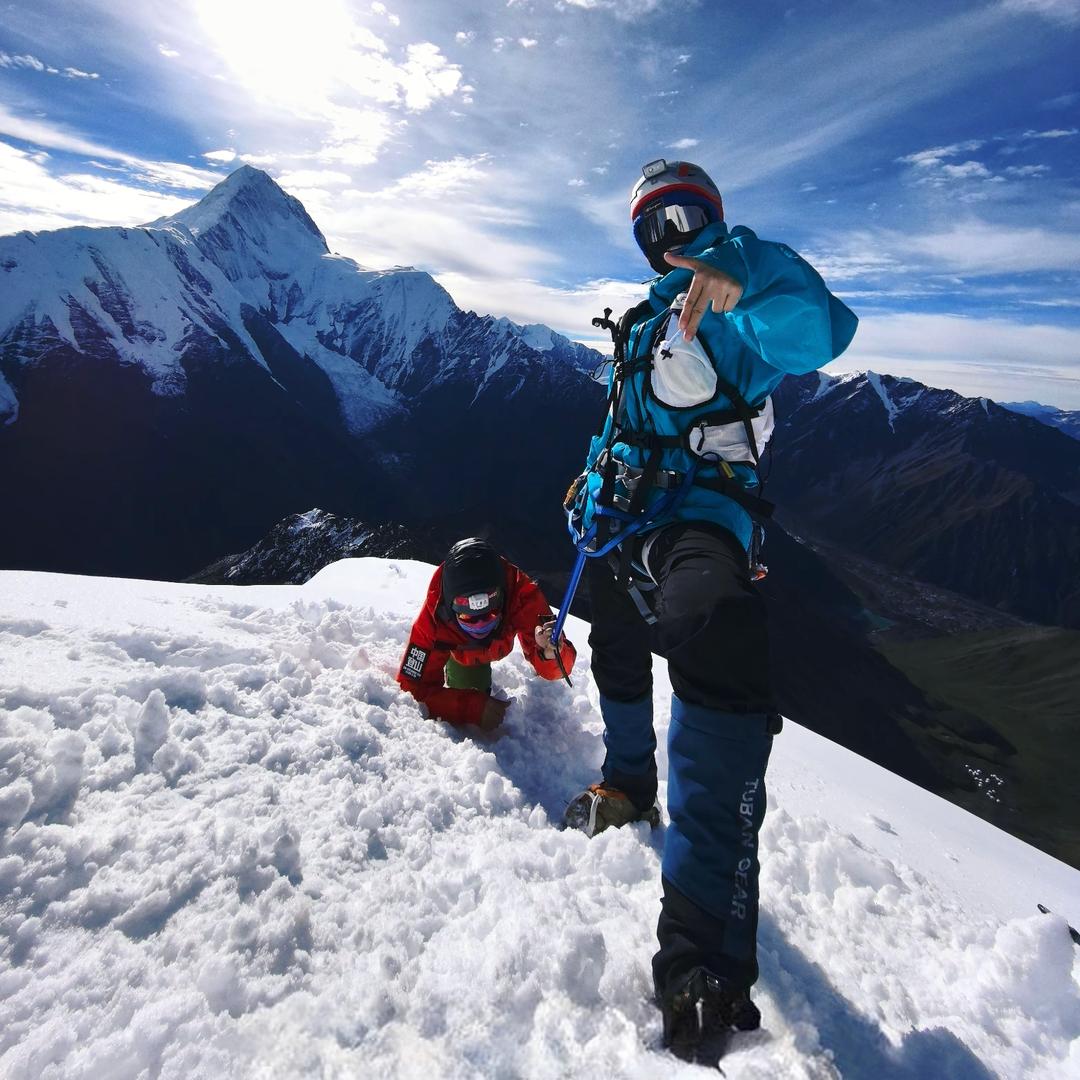 梦里不知身是客