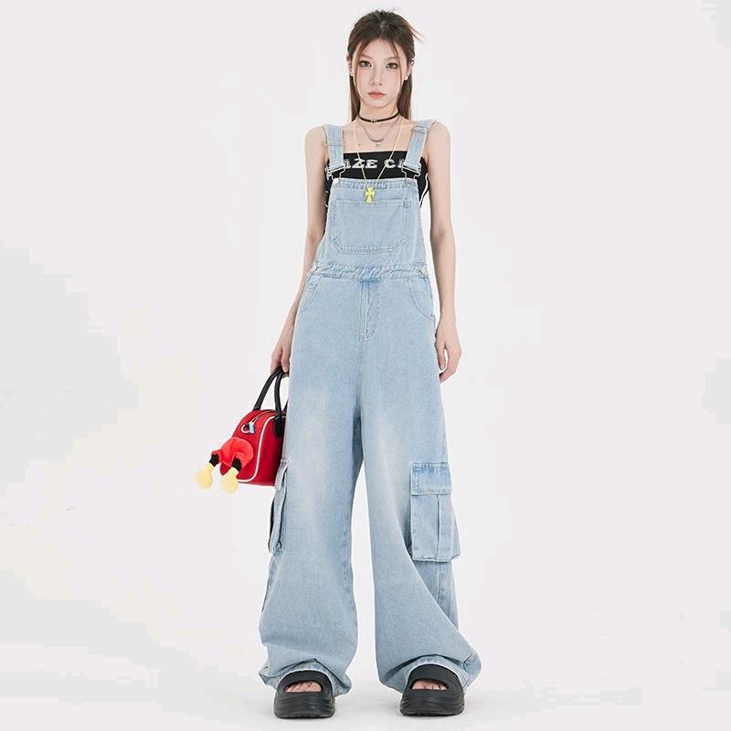莹莹牛仔女装工厂店