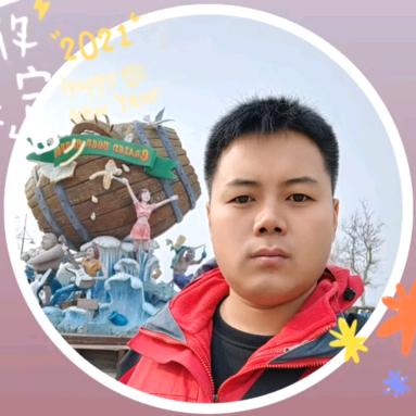 爱旅游的小周