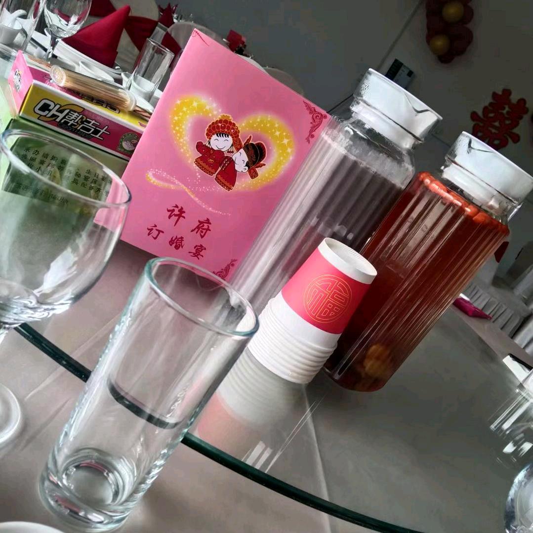 嘉礼现榨五谷杂粮，水果汁