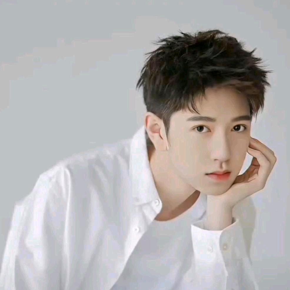 靜沐暖陽‘′‘