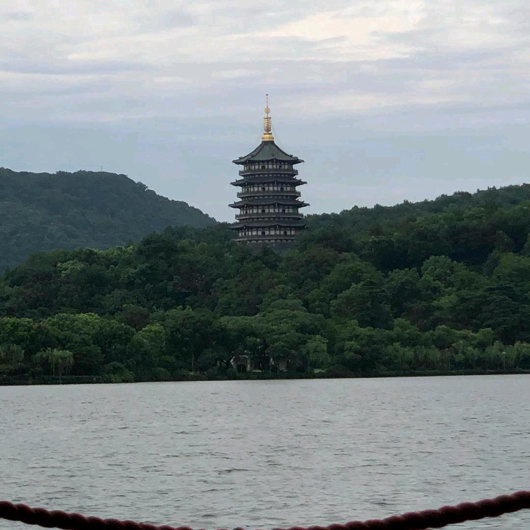 幸福人生（飞虎队）