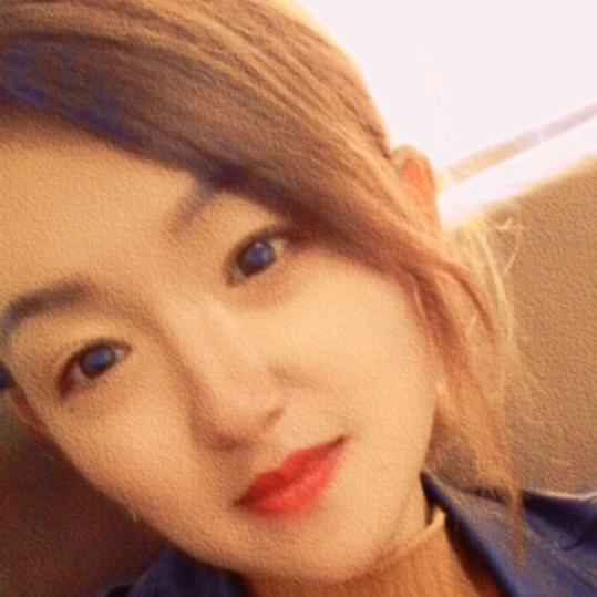 小何