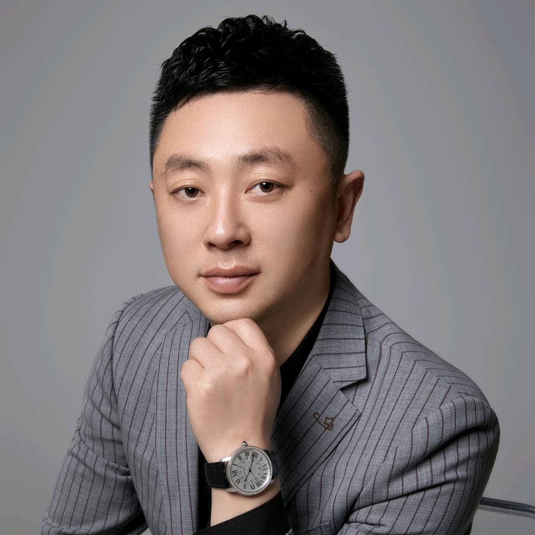 泰州娴娅服装定制 章斌