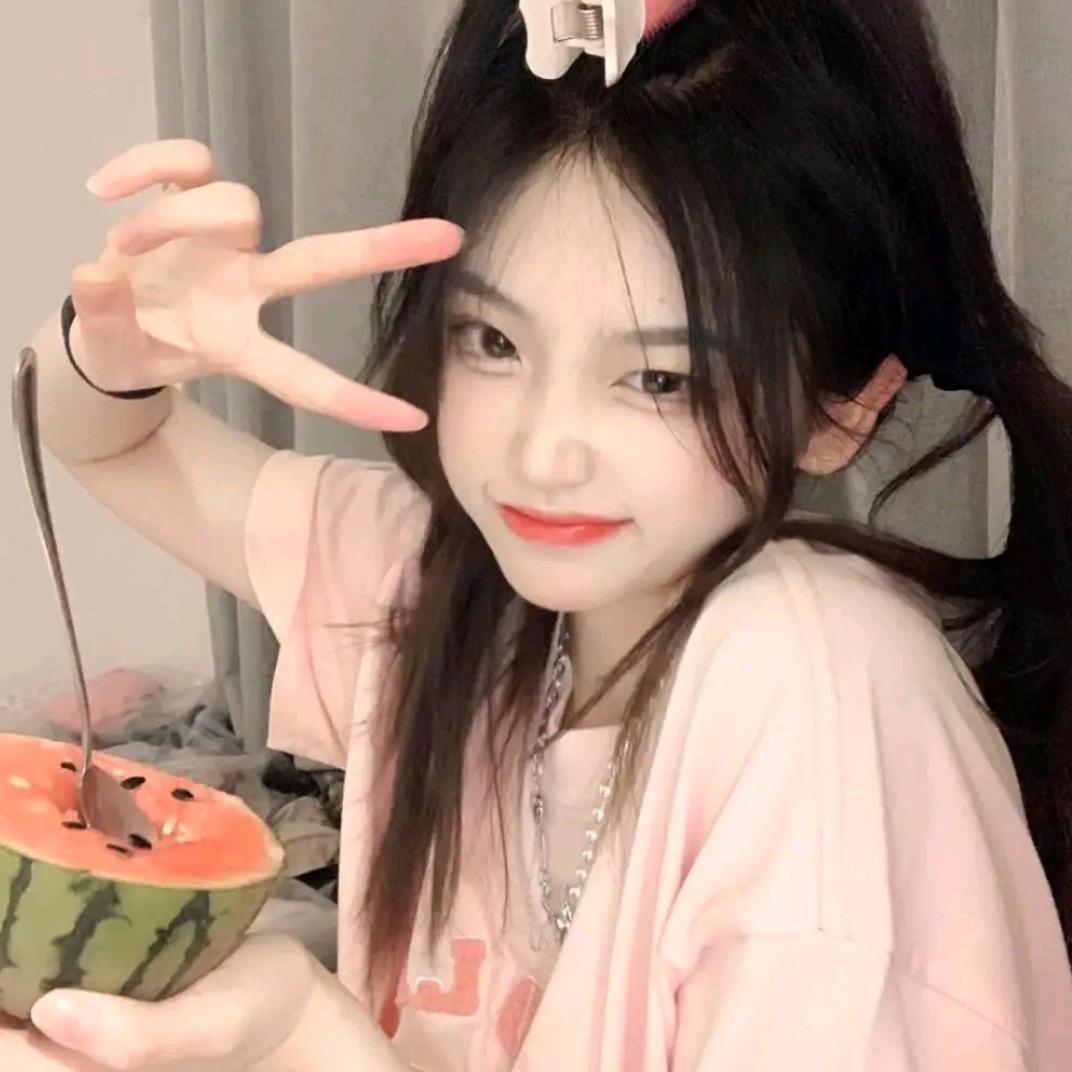 阿彤穿搭