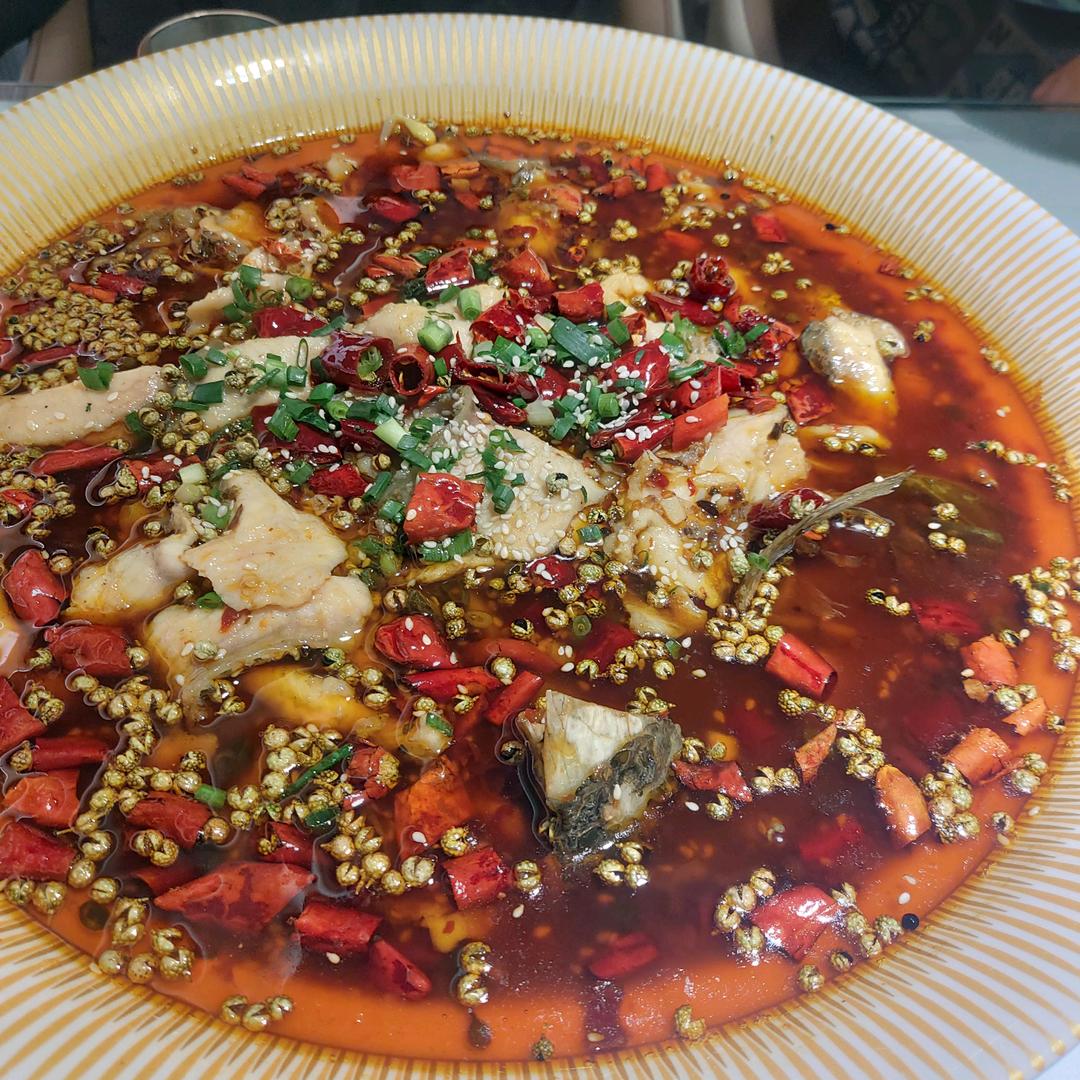 尴尬笑场团