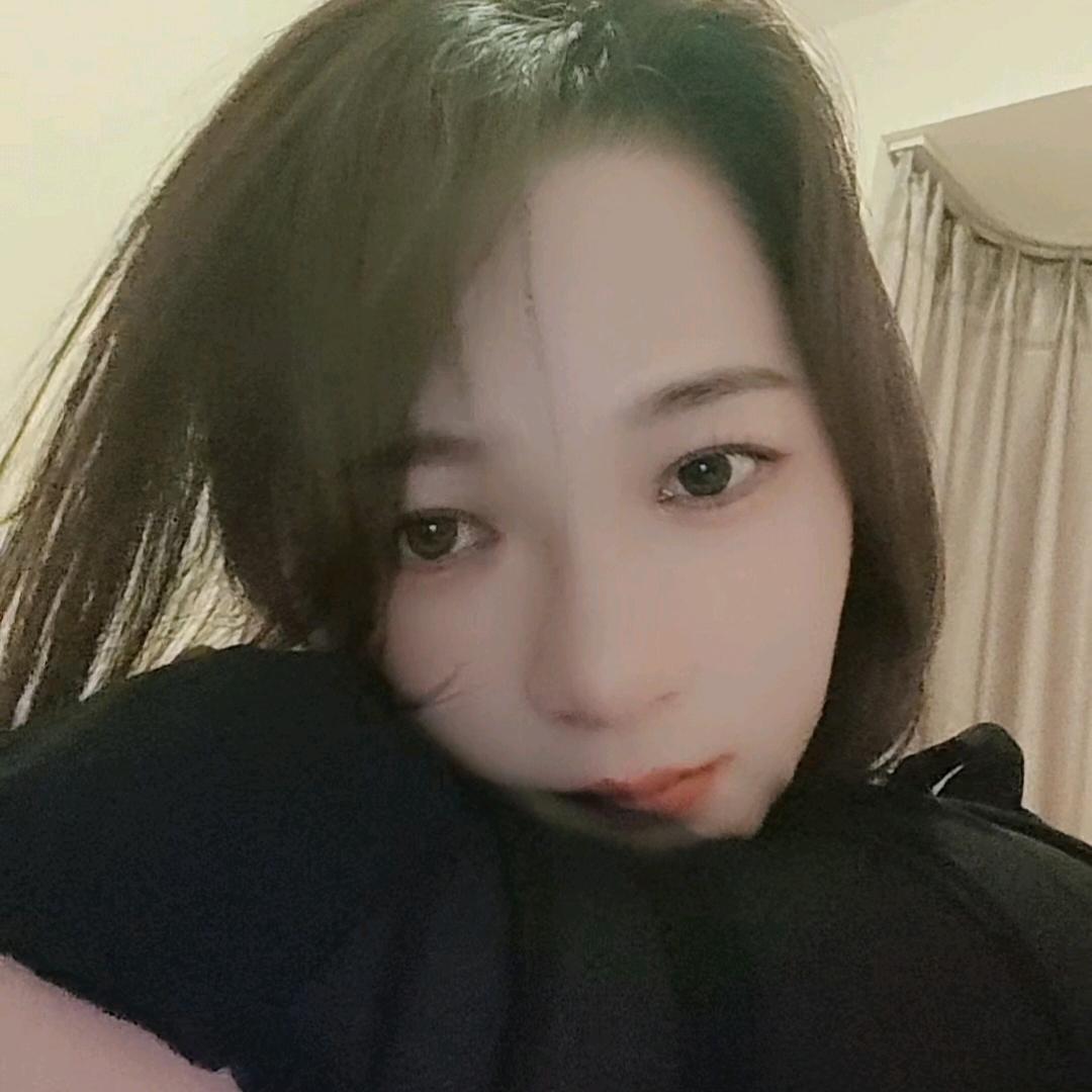 小小红