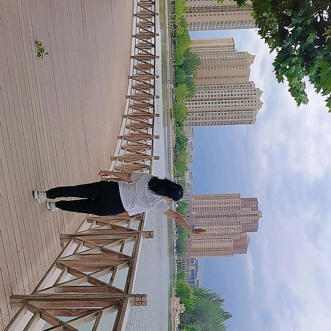 🐰李把心熬成铁👌👌