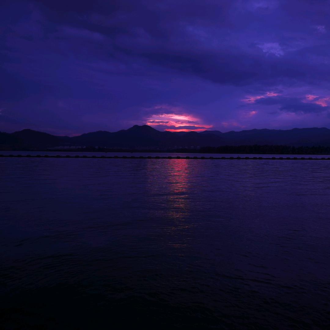 微笑面对人生。