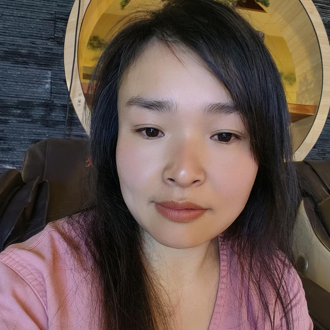 曼曼妮
