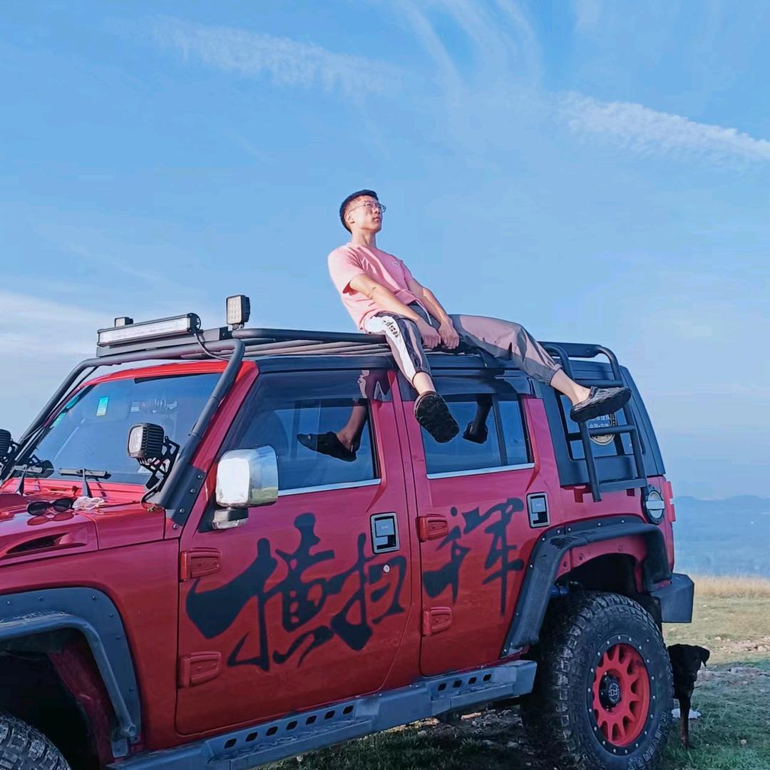 宏宇挖机玻璃配件商行