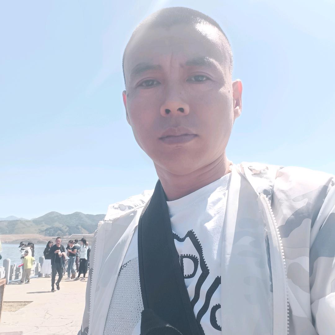 ＞浊酒一杯，敬余生＜
