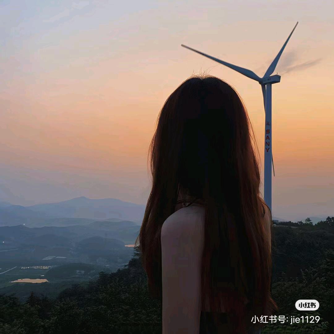 草莓尖尖