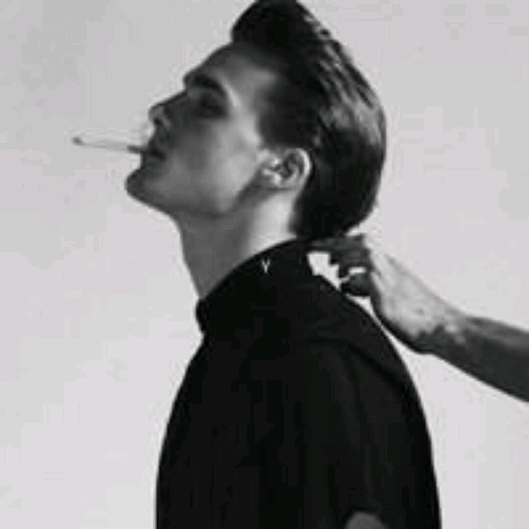 杳无の音讯的你