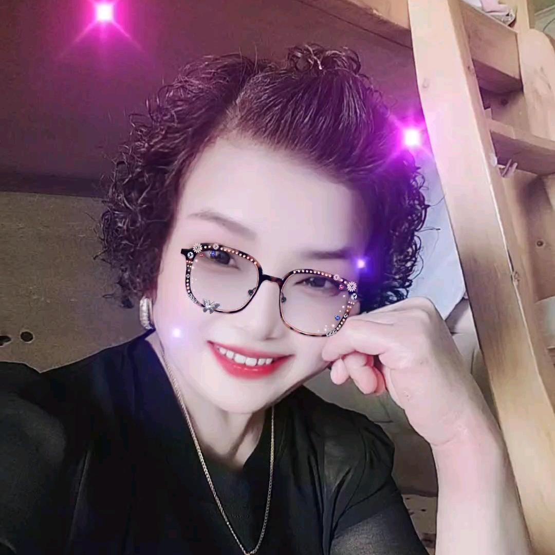 72年的鼠琴姐❤️🌹💃🏻