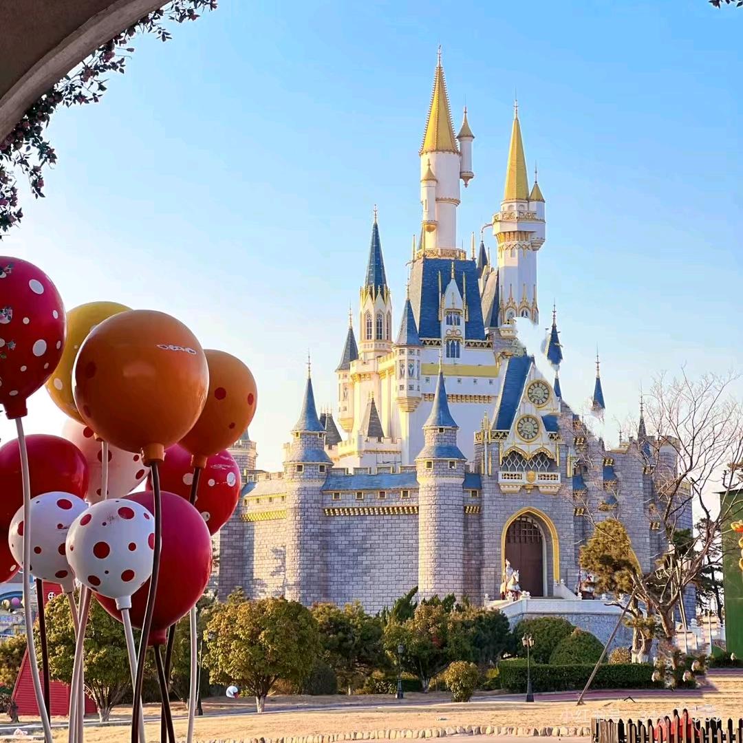 泉城欧乐堡～对面民宿（地暖已开哦）