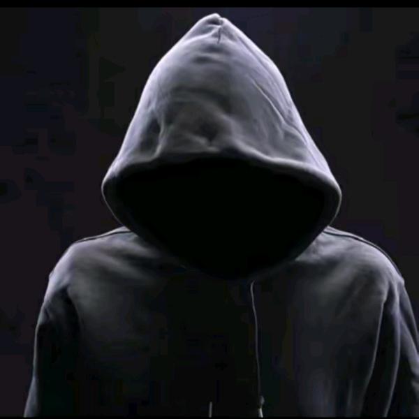 捡瓶子的小男孩