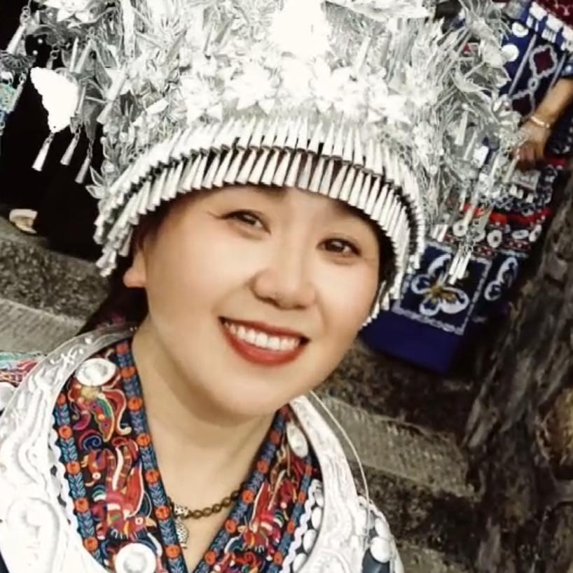 苗家女子〈阿英〉