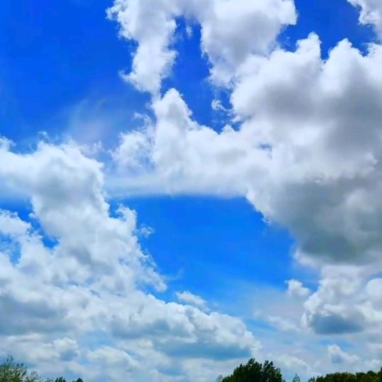 五季的天空