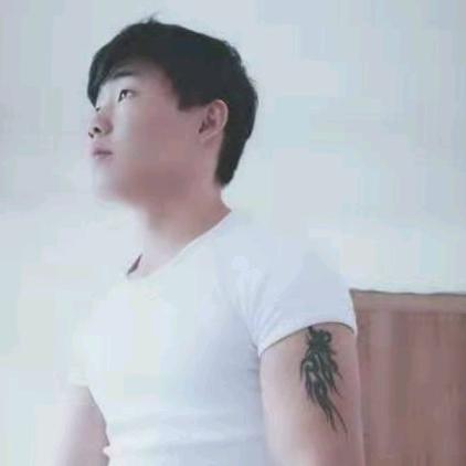 夏夏，皮🉐很