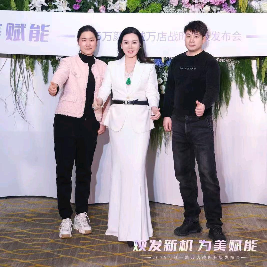 万般微颜(枝江超级门店)官方号