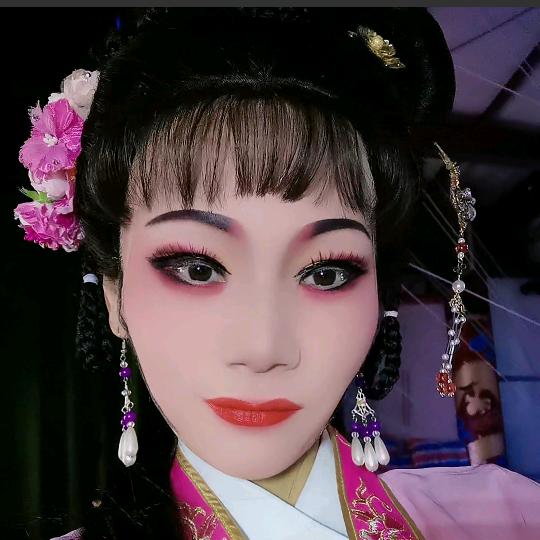 亚红越剧团🧚🏾‍♀️小唯唯