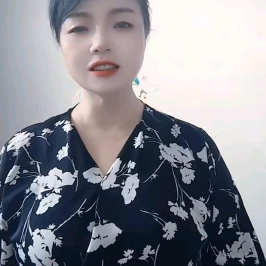 敏敏姐70后偶尔娱乐一下放松一下心情