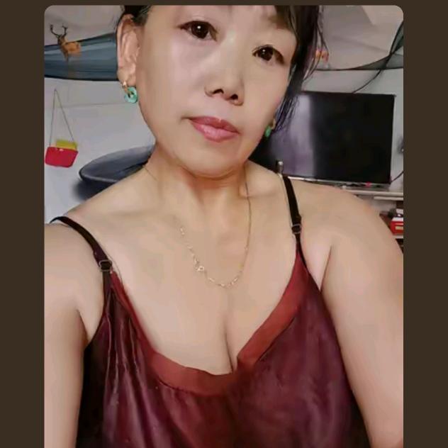 花了妆，